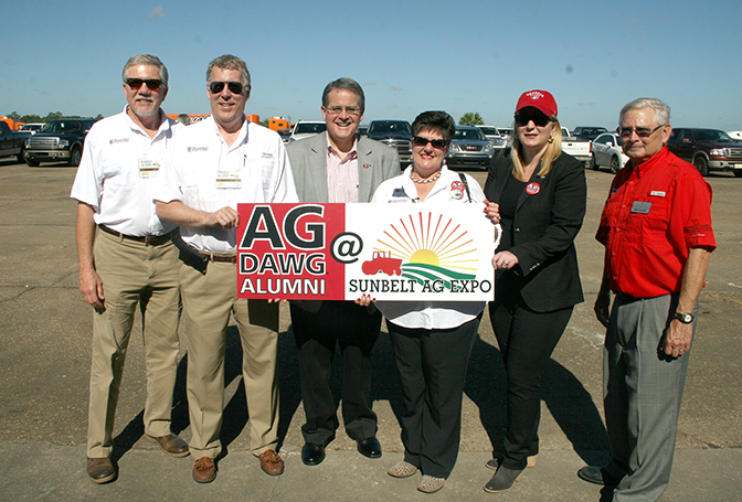 Gallery image 1 of 2